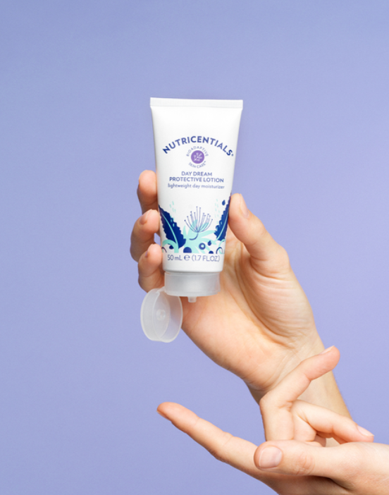 Nu Skin I Nutricentials Day Dream Protective Lotion Lightweight Tagescreme LSF 30